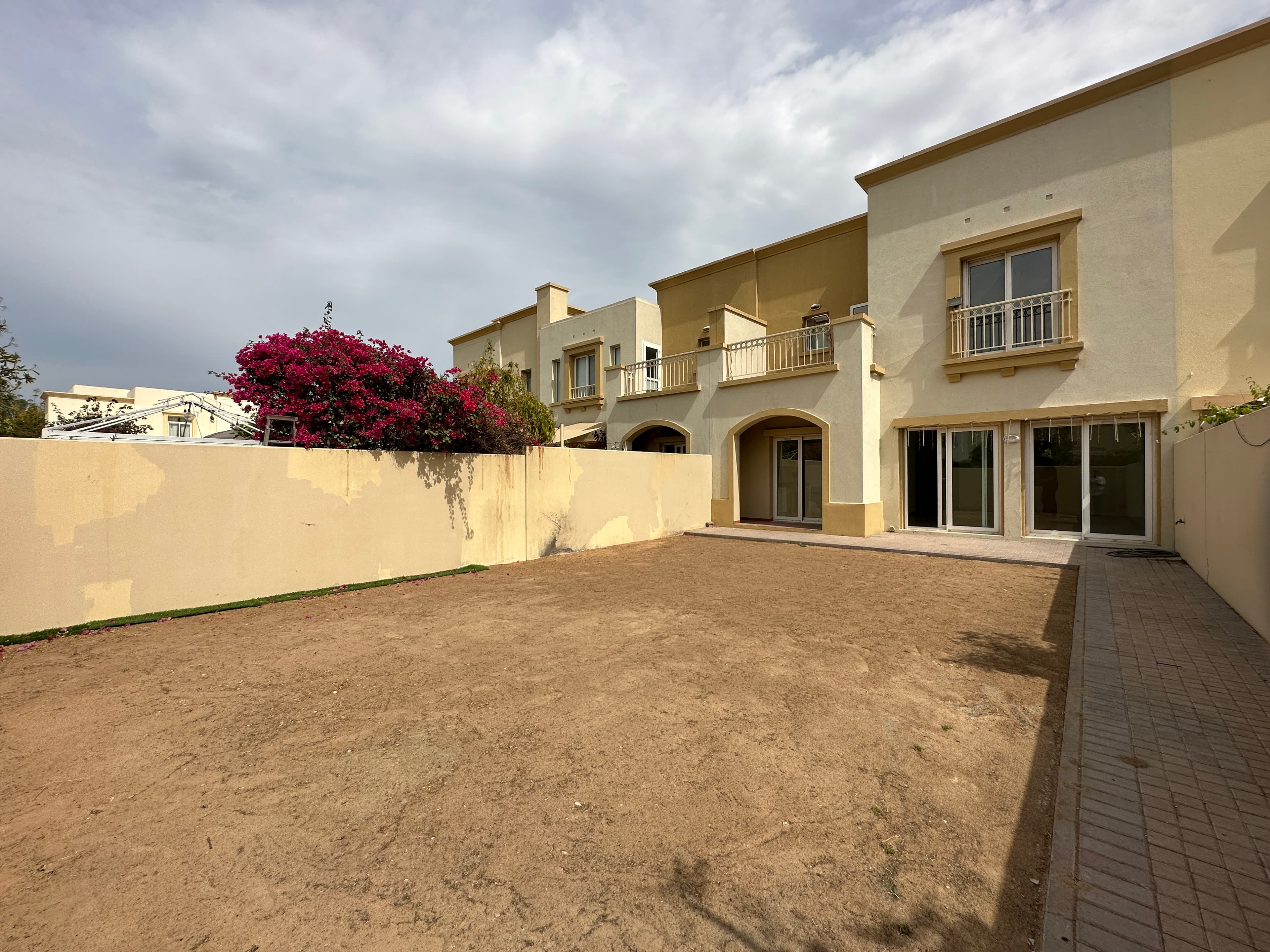 Springs 12, Street 8, Villa 3 - Before